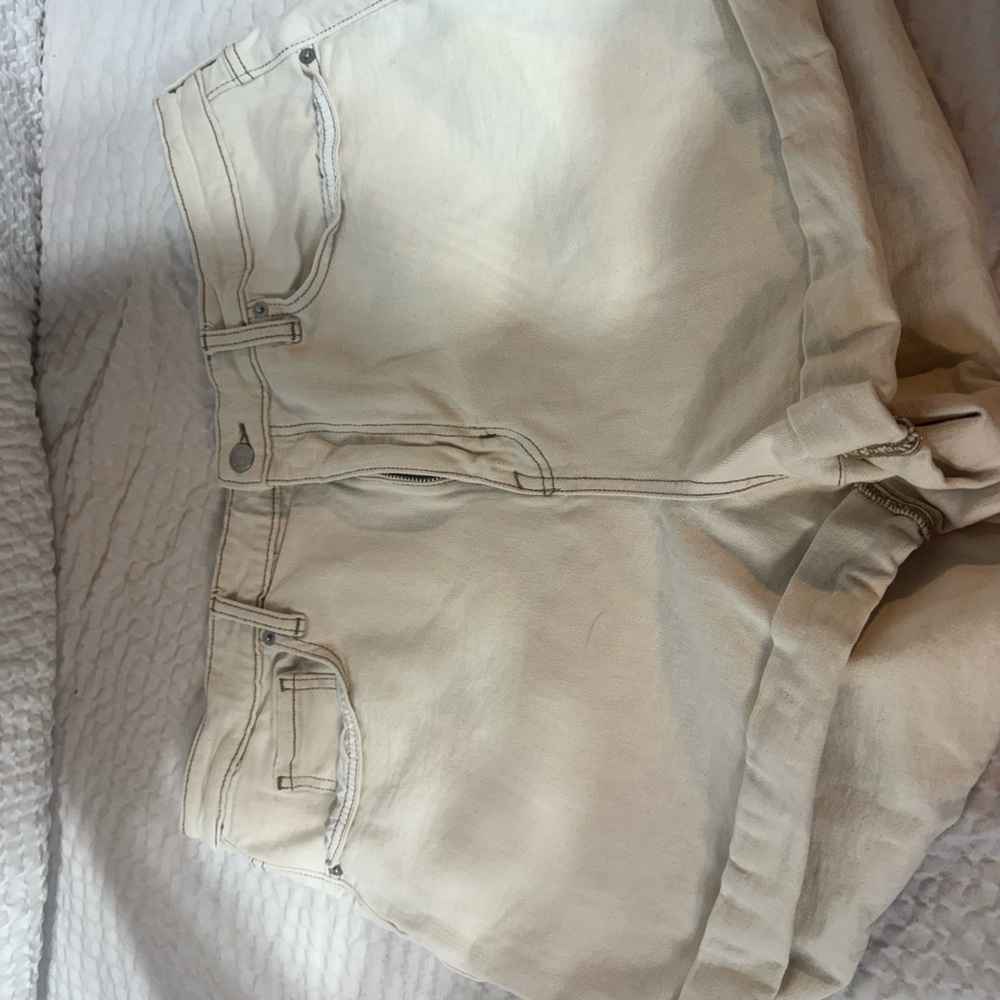 Wild Fable Cream Women's Shorts